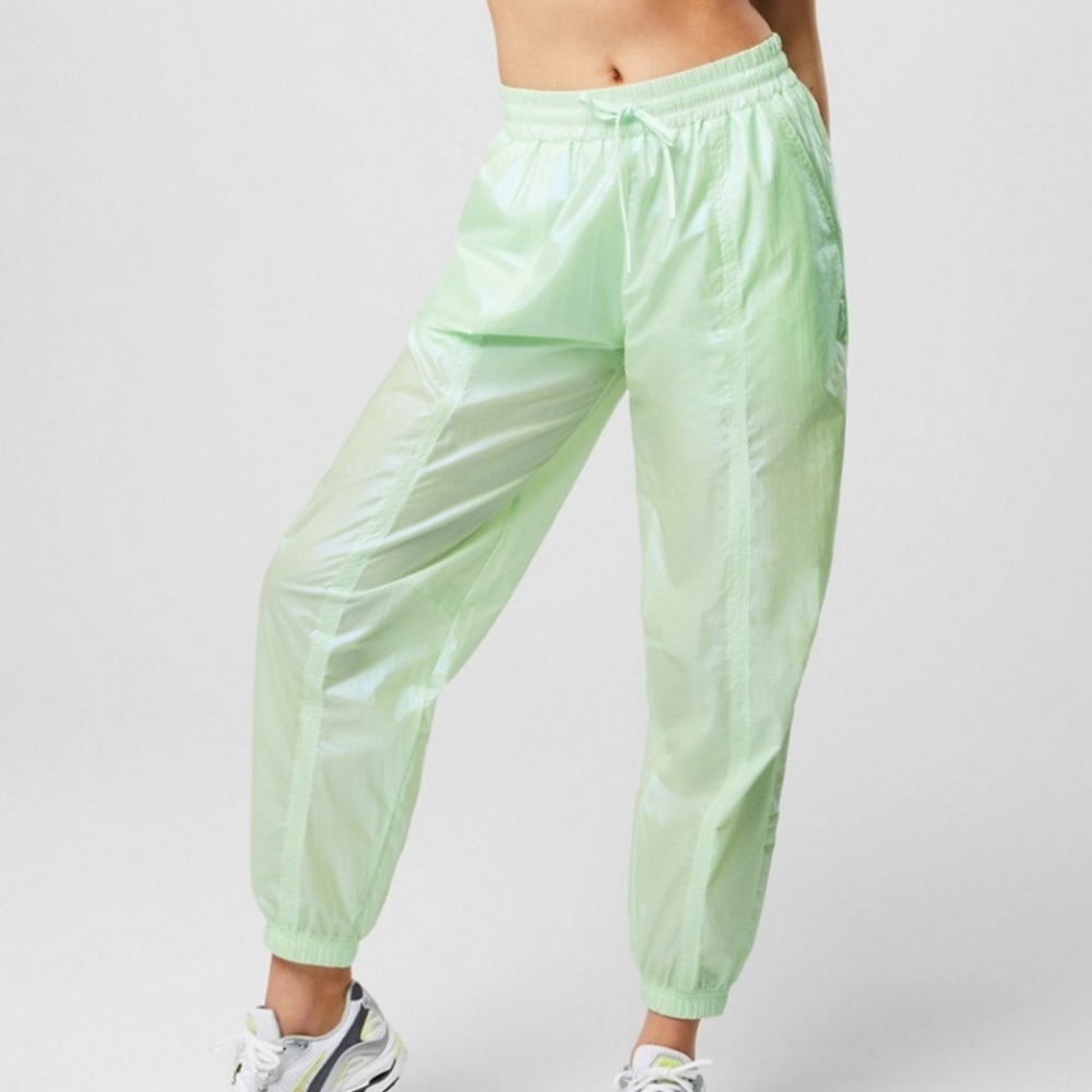 NWOT Fabletics Ripstop sheer Jogger parachute pants in cool mint green - Picture 10 of 11